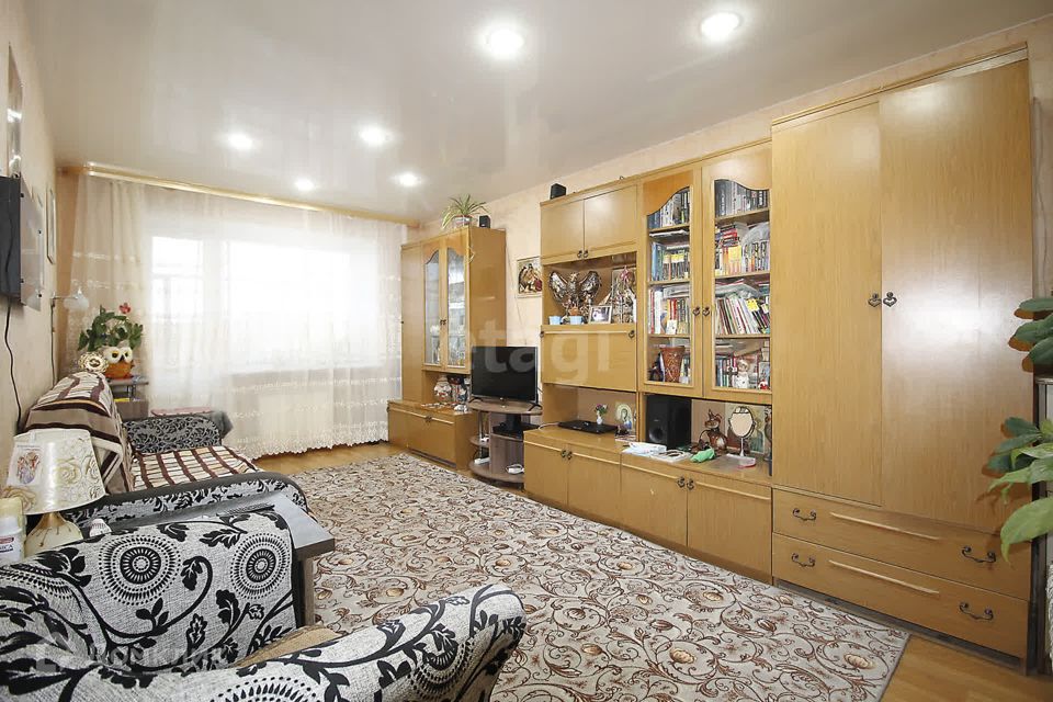 Продаётся 2-комнатная квартира, 43.8 м²