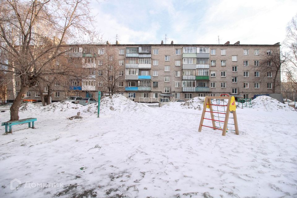 Продаётся 3-комнатная квартира, 58.1 м²