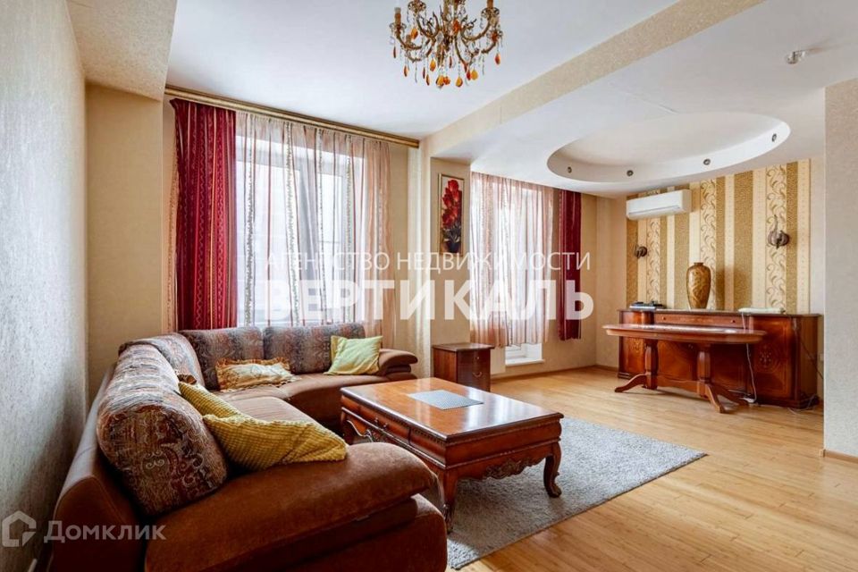 Сдаётся 3-комнатная квартира, 100 м²