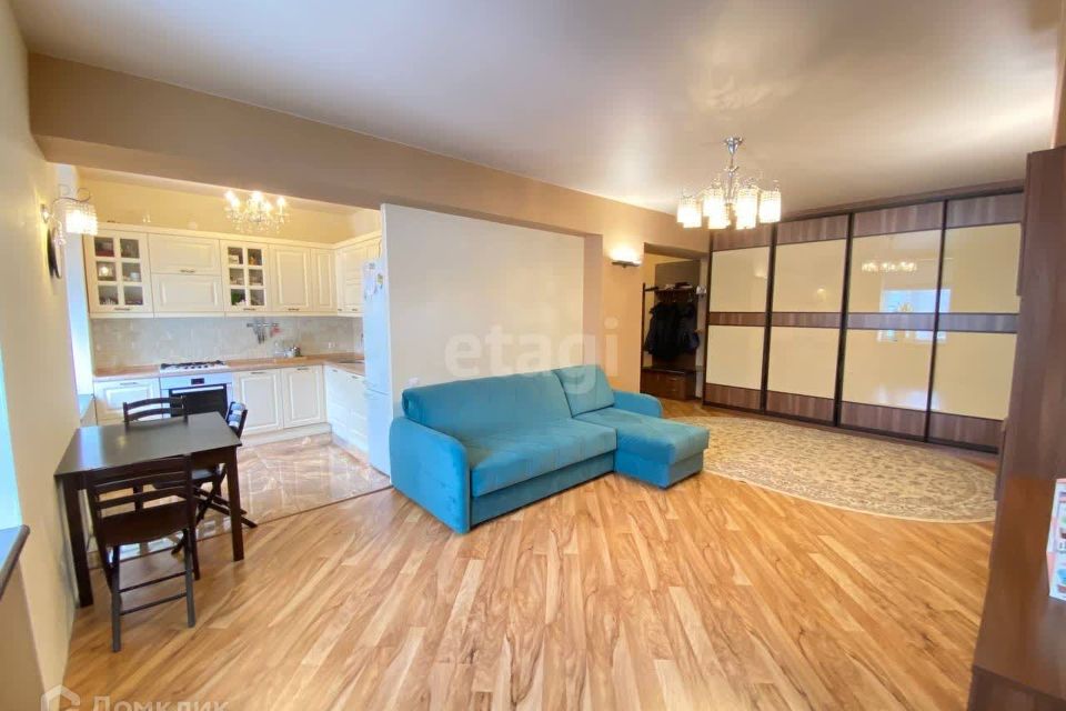 Продаётся 3-комнатная квартира, 80.6 м²