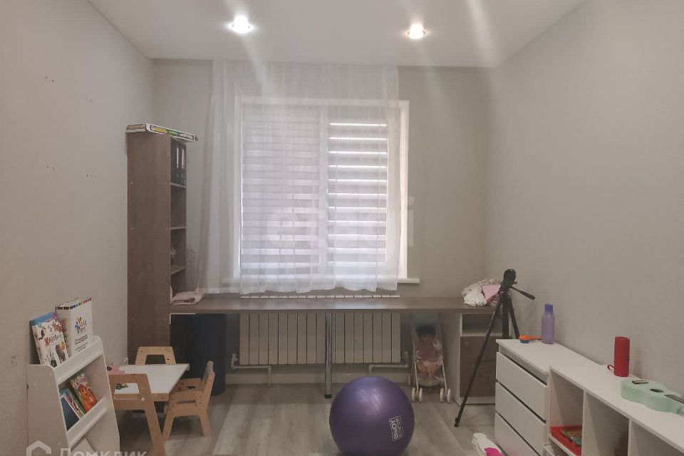 Продаётся 2-комнатная квартира, 68.8 м²