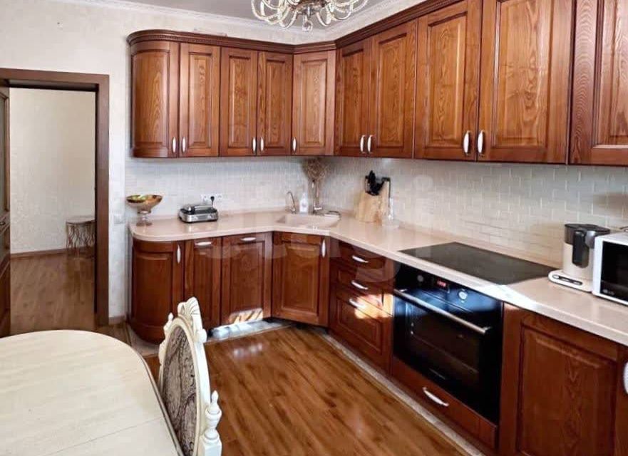 Продаётся 2-комнатная квартира, 69 м²
