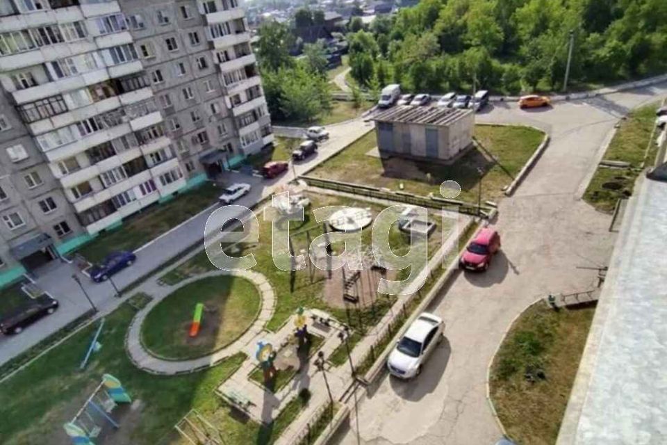 Продаётся 3-комнатная квартира, 64 м²
