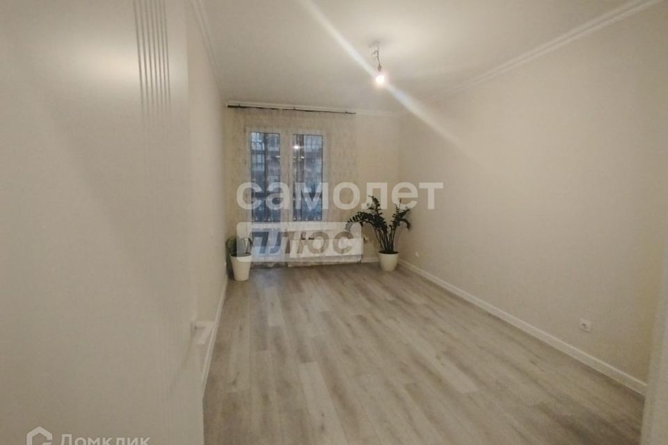 Продаётся 1-комнатная квартира, 43.6 м²
