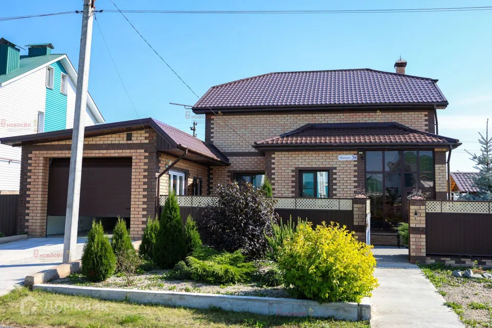 Продаётся 2-этажный дом, 152 м²