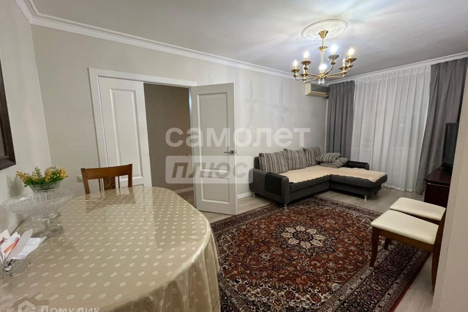 Продаётся 2-комнатная квартира, 57 м²