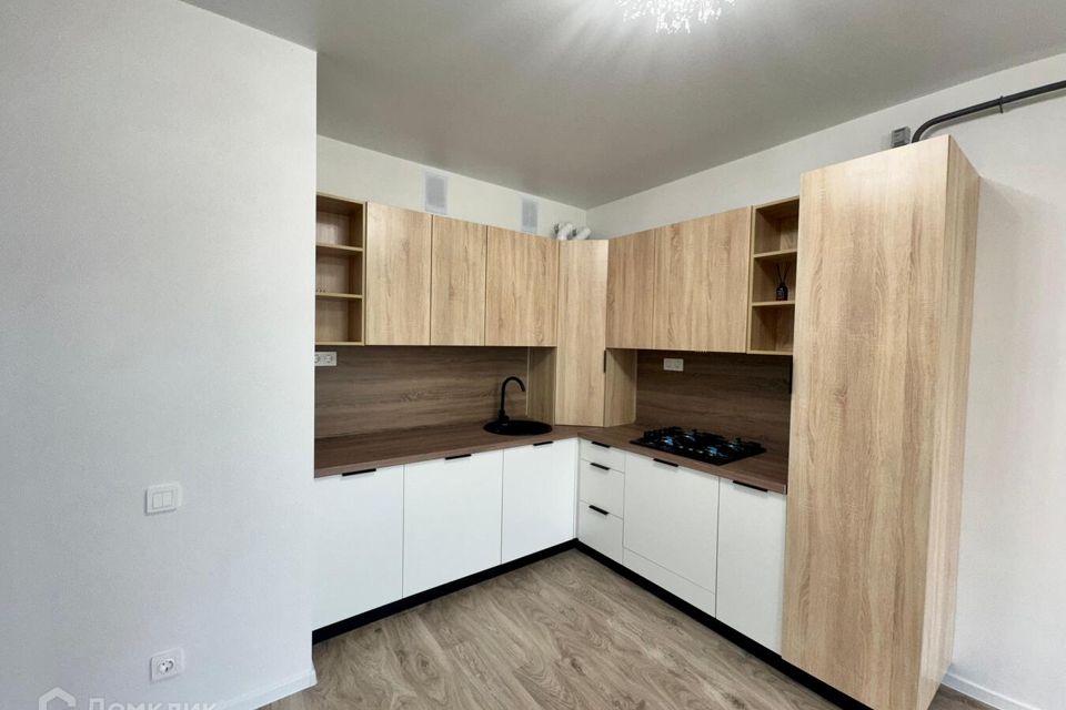 Продаётся 1-комнатная квартира, 38 м²