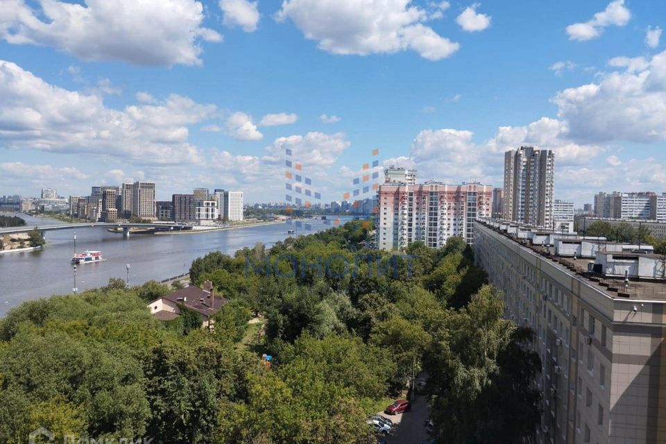 Продаётся 2-комнатная квартира, 54.7 м²