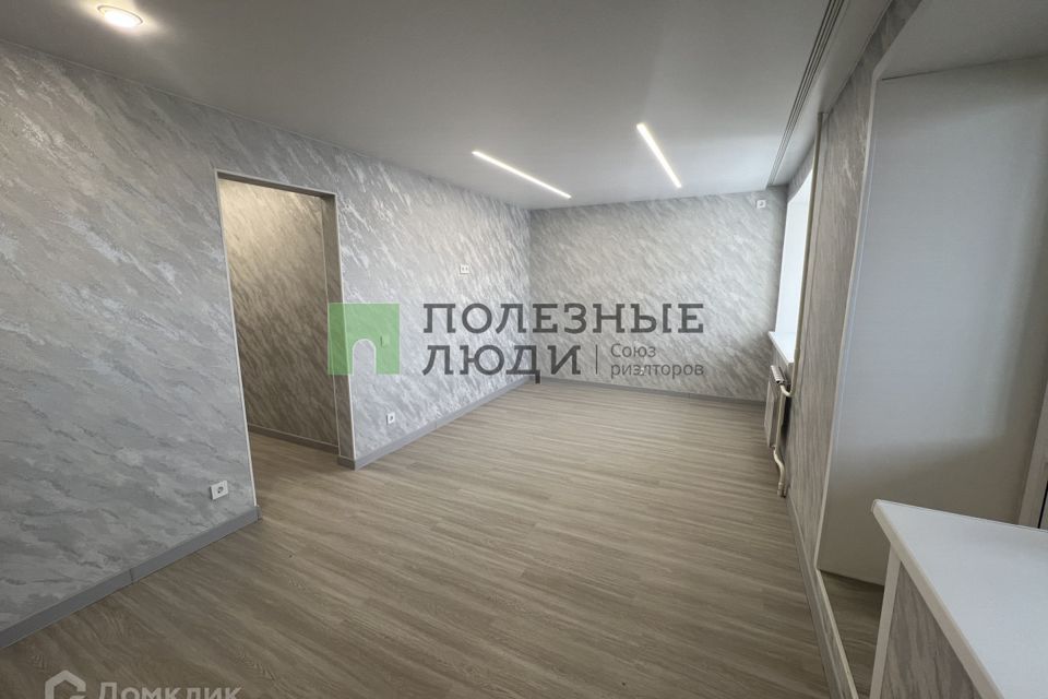 Продаётся 1-комнатная квартира, 40.7 м²