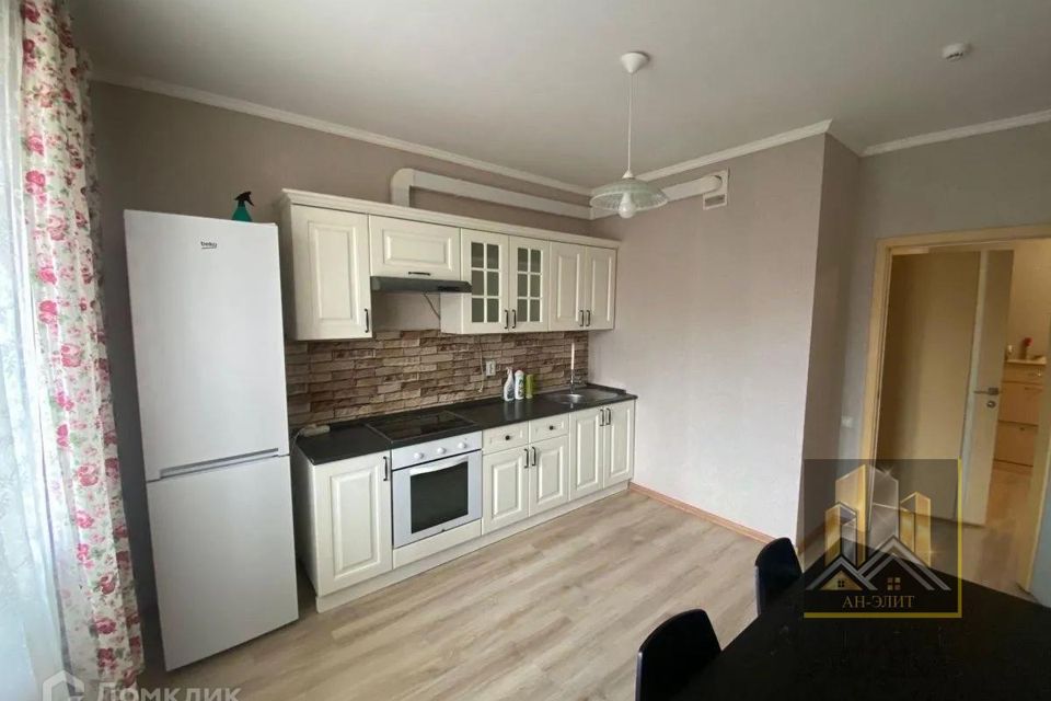 Сдаётся 2-комнатная квартира, 52 м²