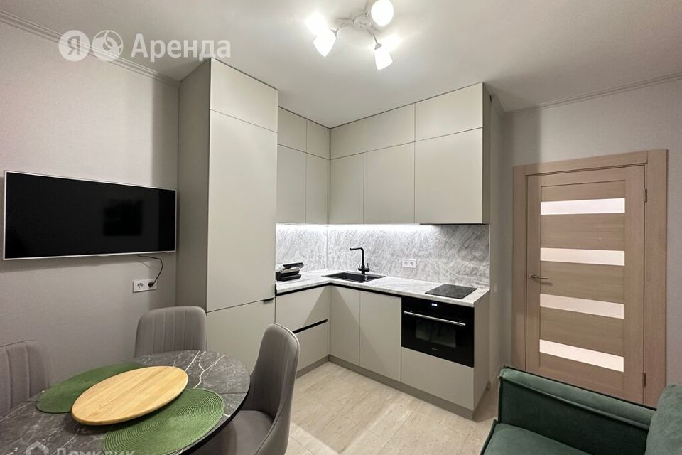 Сдаётся 1-комнатная квартира, 42 м²