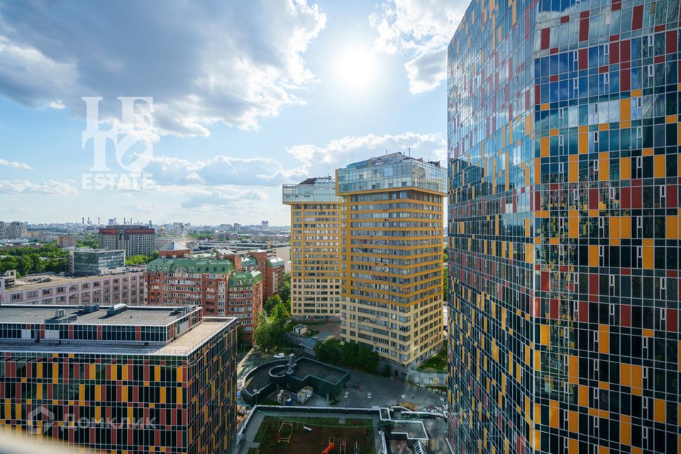 Продаётся 3-комнатная квартира, 112.4 м²