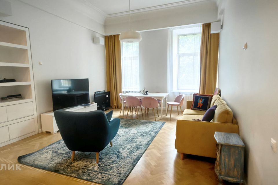 Продаётся 2-комнатная квартира, 69.1 м²