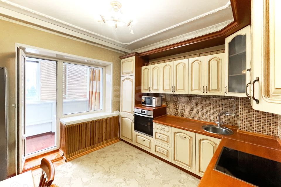 Продаётся 4-комнатная квартира, 88 м²