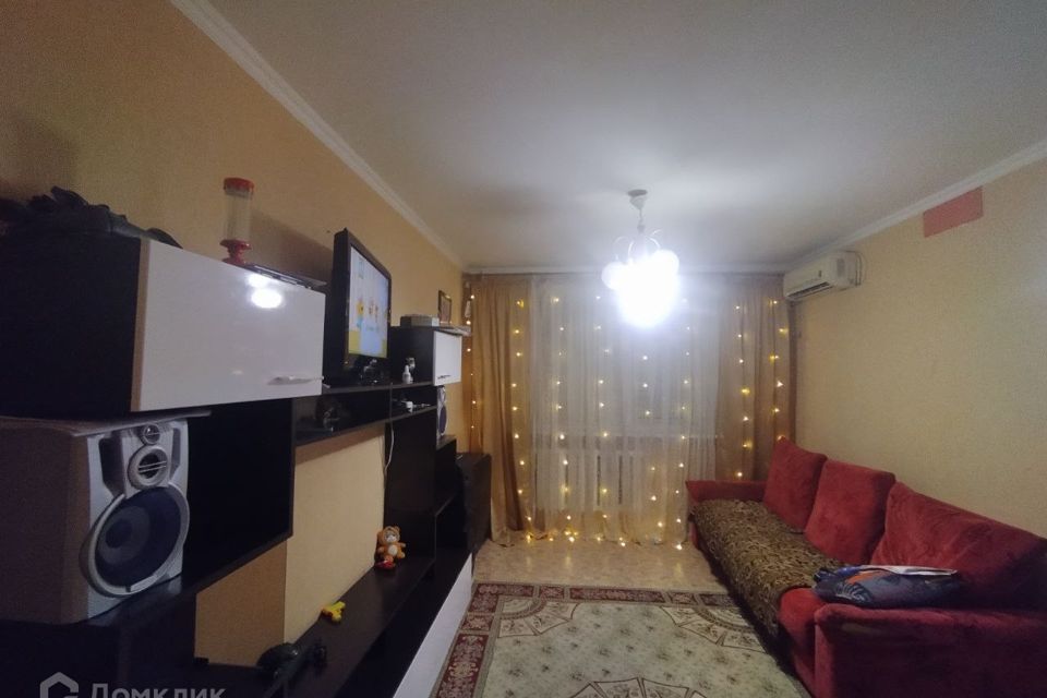 Продаётся 3-комнатная квартира, 57.5 м²