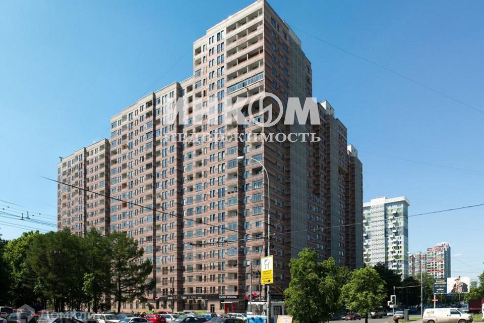 Продаётся 7-комнатная квартира, 200.4 м²