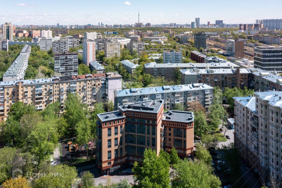 Продаётся 3-комнатная квартира, 117 м²