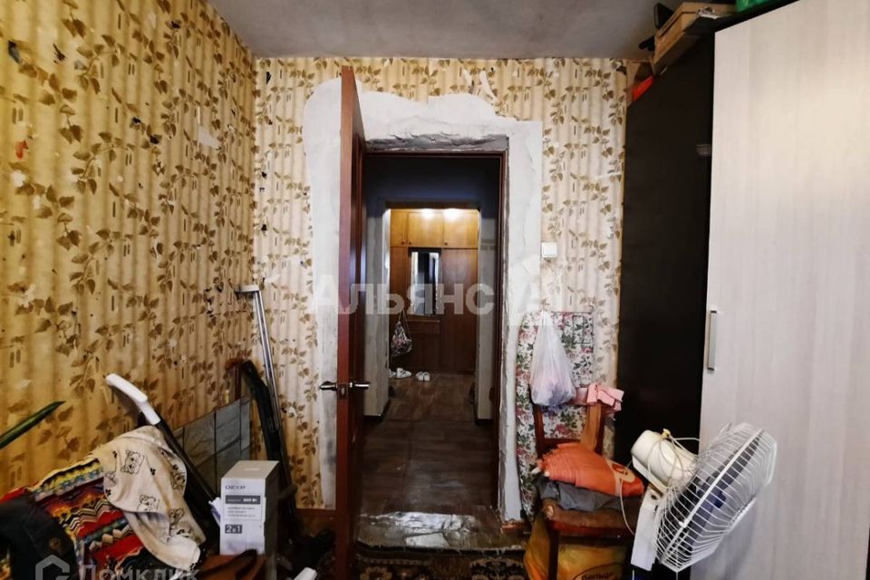 Продаётся 4-комнатная квартира, 71.6 м²