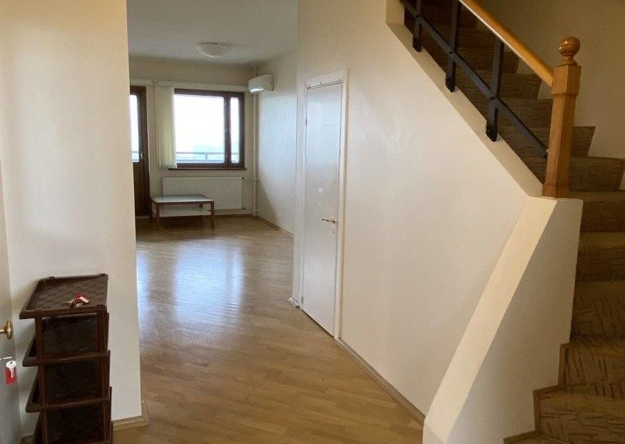 Сдаётся 4-комнатная квартира, 115 м²