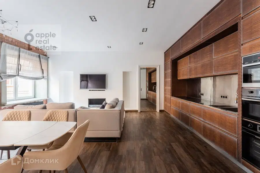 Продаётся 4-комнатная квартира, 126 м²