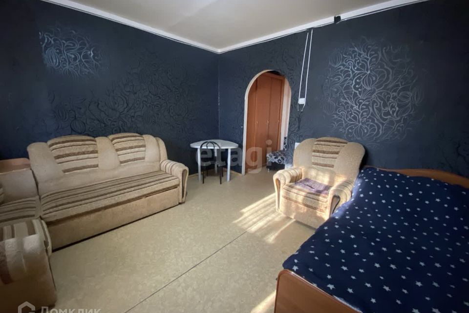 Продаётся 1-комнатная квартира, 41.7 м²