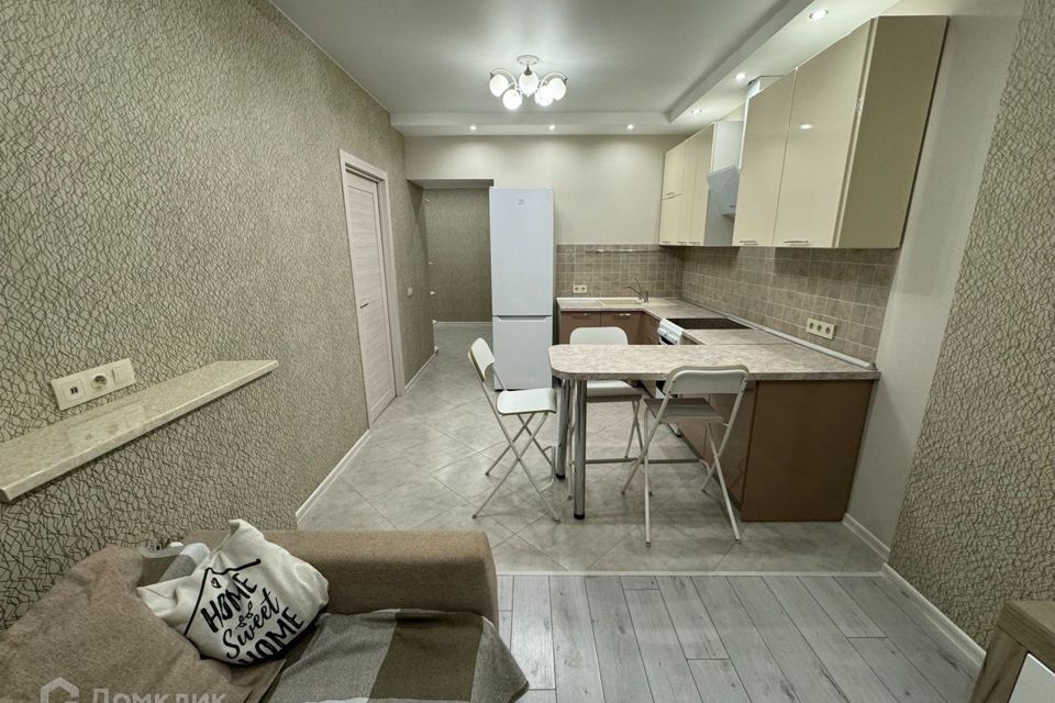 Продаётся 1-комнатная квартира, 46.5 м²