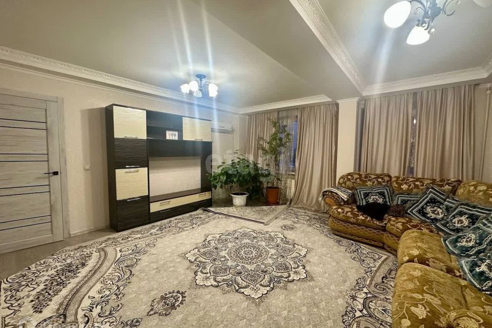 Продаётся 3-комнатная квартира, 76.2 м²