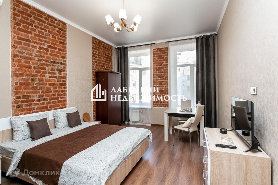 Продаётся 3-комнатная квартира, 82.6 м²