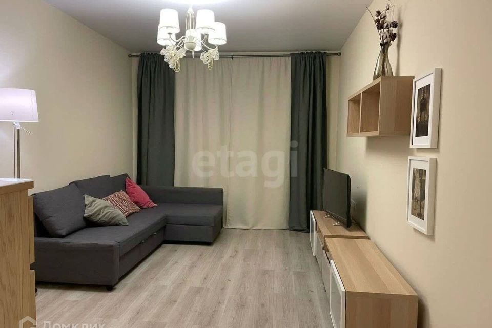 Продаётся 1-комнатная квартира, 35.7 м²