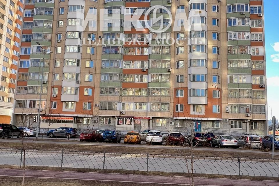 Продаётся 2-комнатная квартира, 60.2 м²