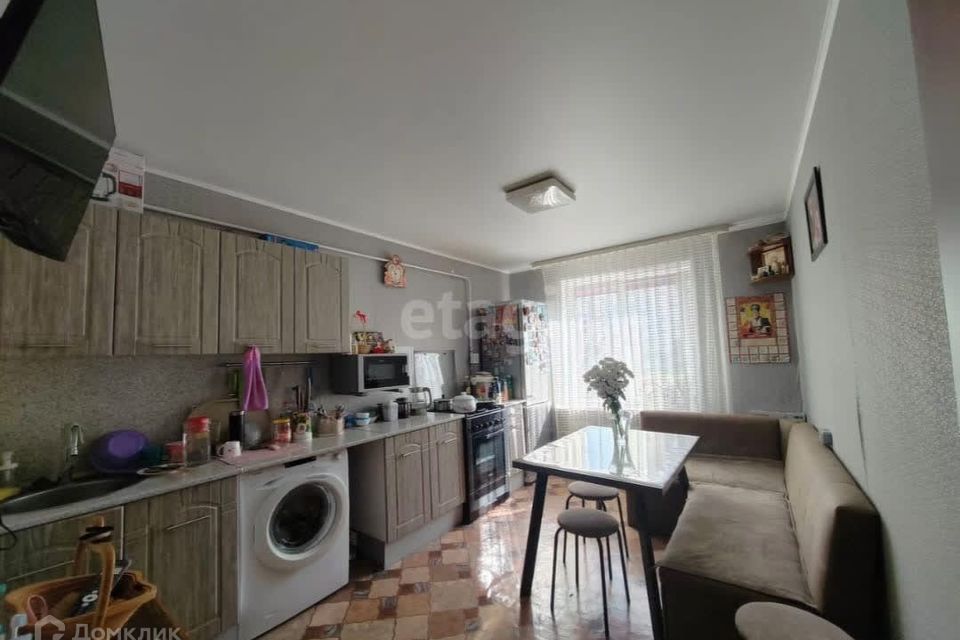 Продаётся 2-комнатная квартира, 55.9 м²