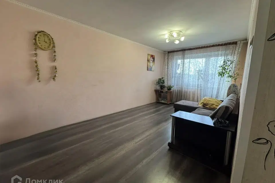 Продаётся 3-комнатная квартира, 59.4 м²