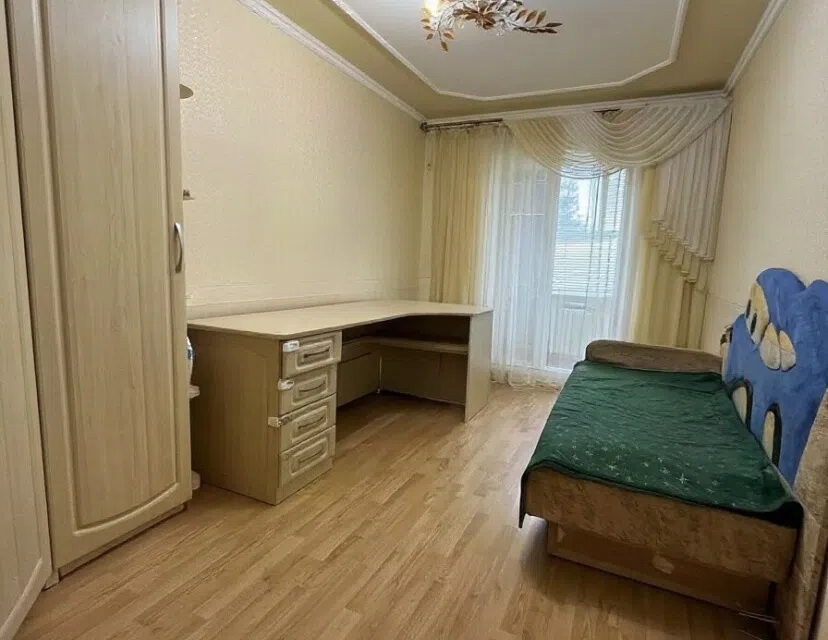 Продаётся 4-комнатная квартира, 84.8 м²