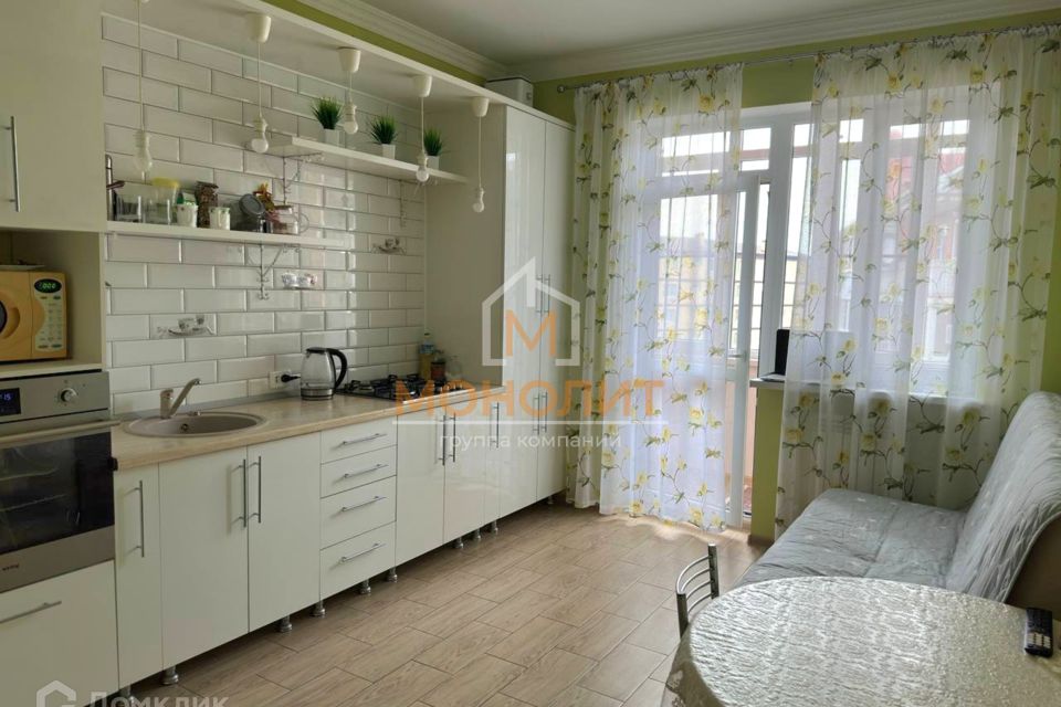 Продаётся 1-комнатная квартира, 46.2 м²