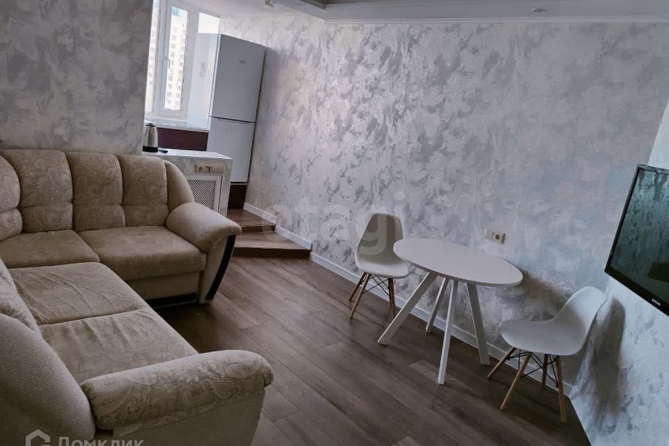 Продаётся 1-комнатная квартира, 40.5 м²