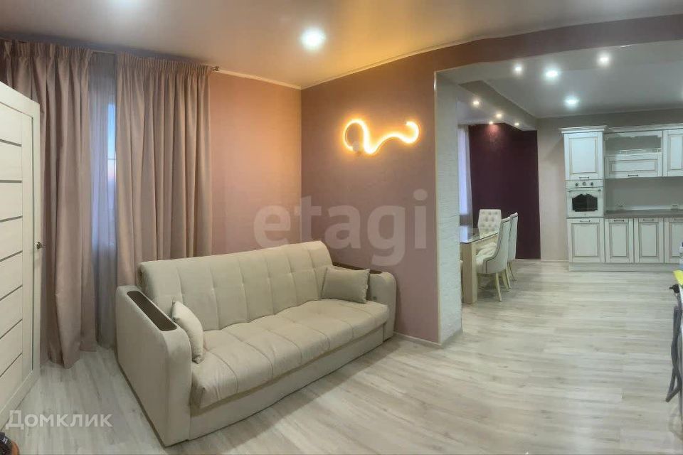 Продаётся 2-комнатная квартира, 58.7 м²