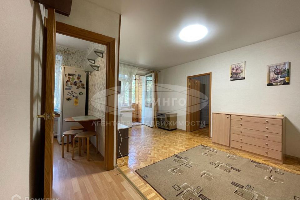 Сдаётся 2-комнатная квартира, 43 м²