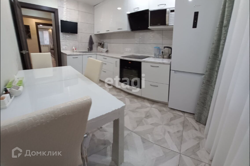 Продаётся 3-комнатная квартира, 66 м²