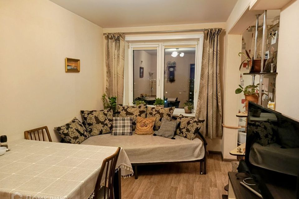 Продаётся 4-комнатная квартира, 75.1 м²