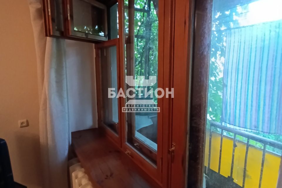 Продаётся 3-комнатная квартира, 56.3 м²