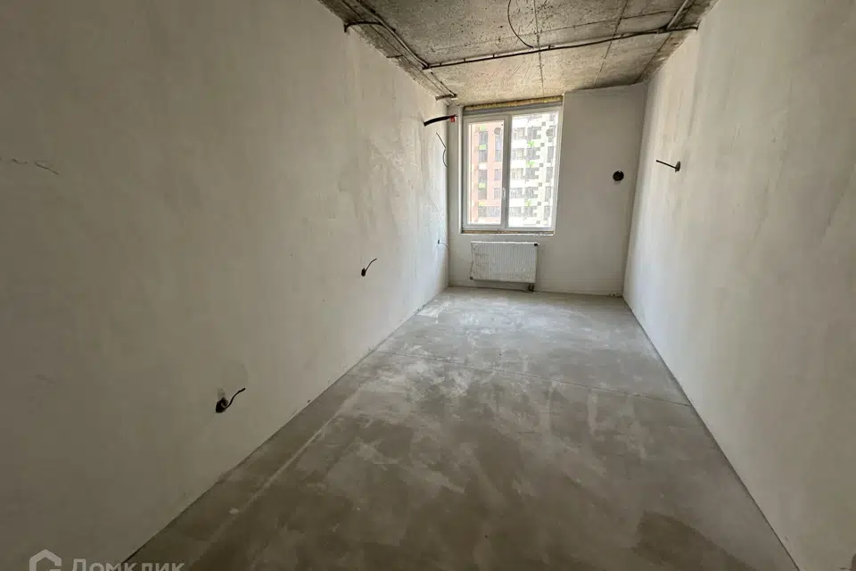 Продаётся 1-комнатная квартира, 42 м²
