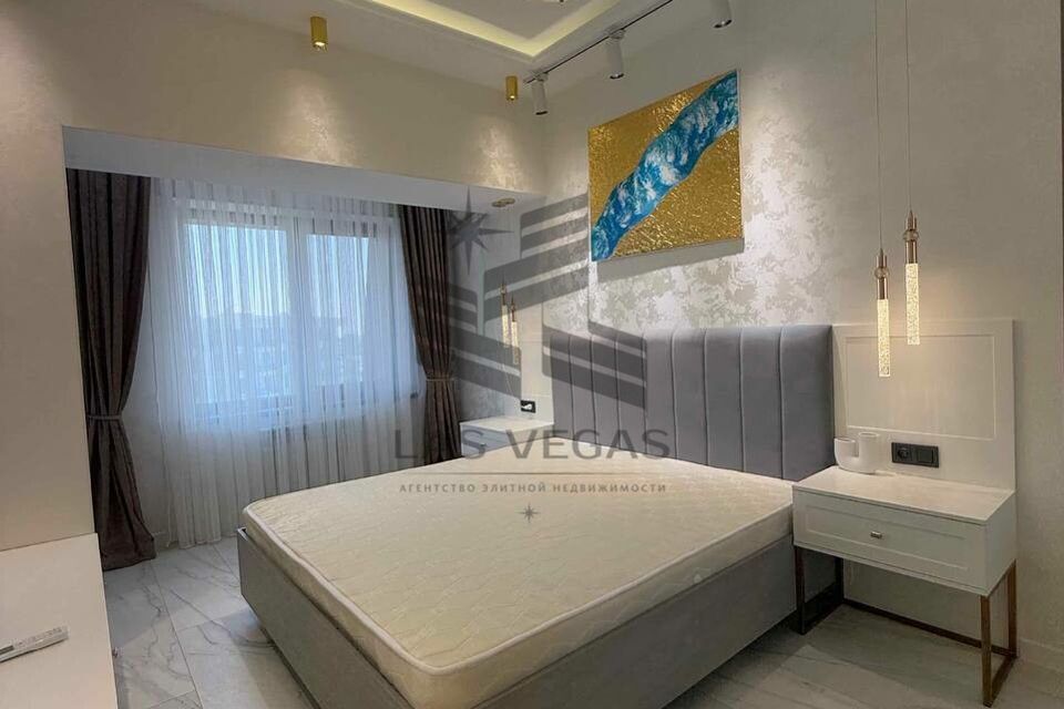 Сдаётся 3-комнатная квартира, 95 м²