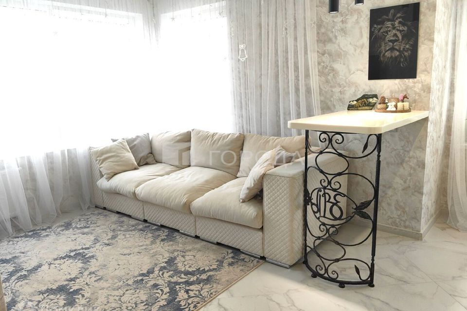 Продаётся 3-комнатная квартира, 83 м²