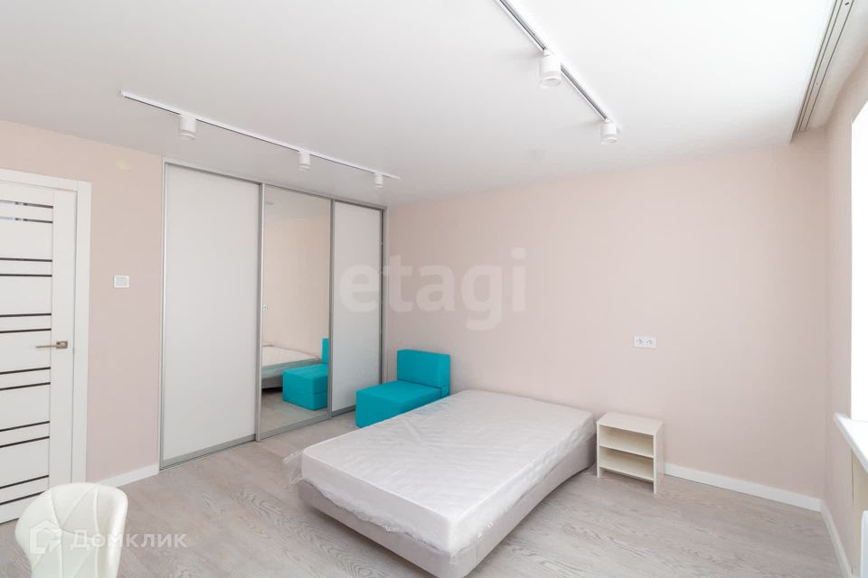 Продаётся 1-комнатная квартира, 35.2 м²