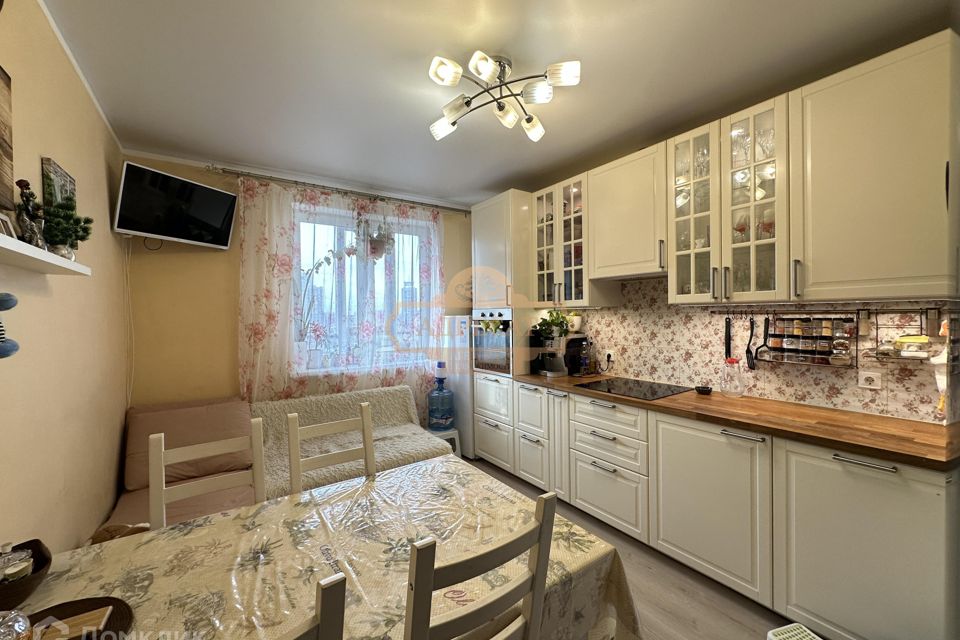 Продаётся 3-комнатная квартира, 70.3 м²