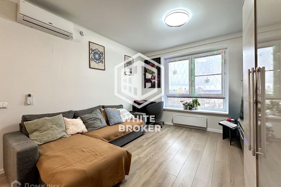 Продаётся 2-комнатная квартира, 59.8 м²