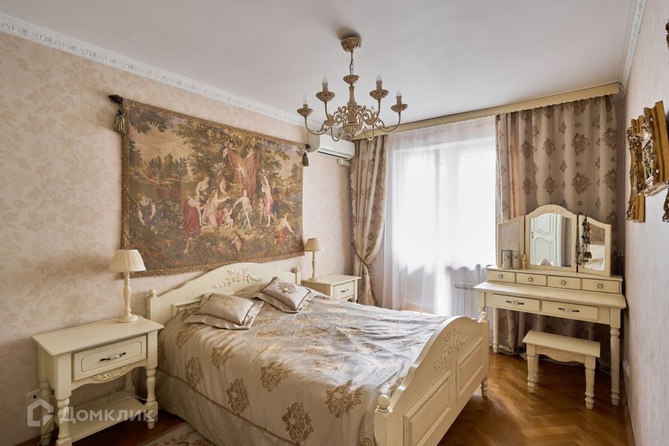 Сдаётся 2-комнатная квартира, 73.1 м²