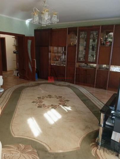 Продаётся 3-комнатная квартира, 98 м²