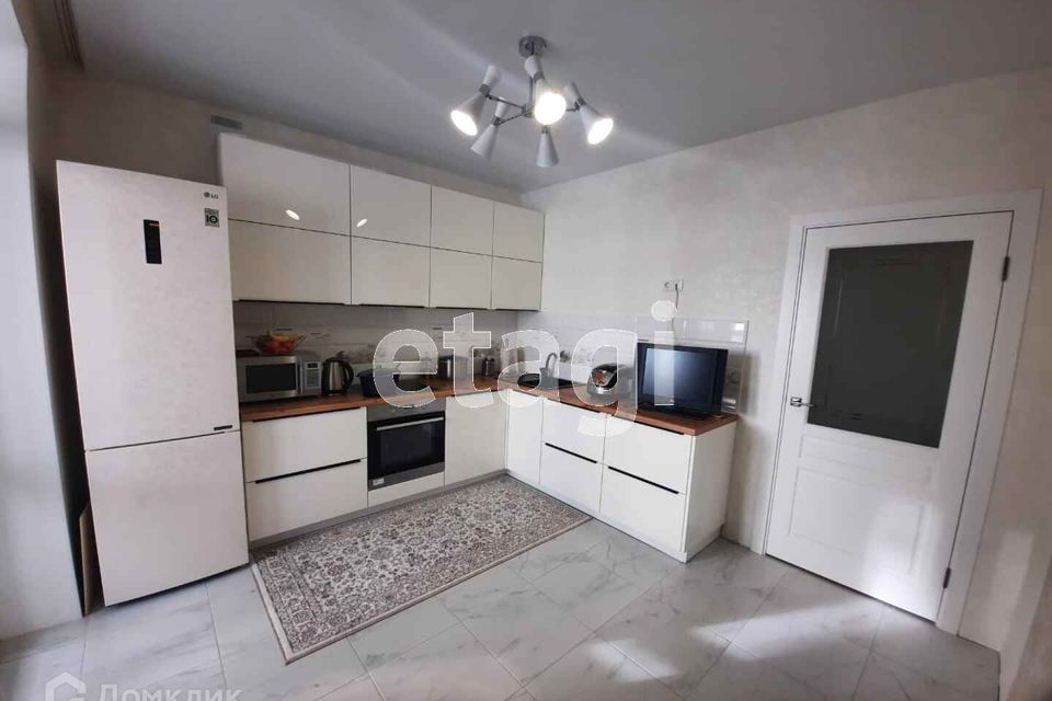 Продаётся 2-комнатная квартира, 70 м²
