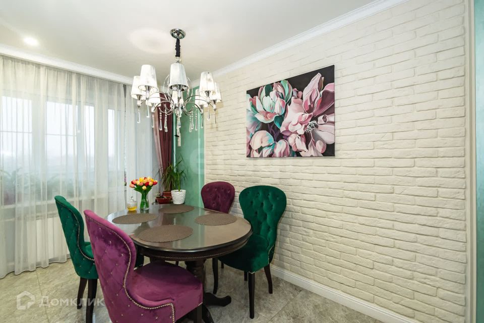 Продаётся 3-комнатная квартира, 77.1 м²